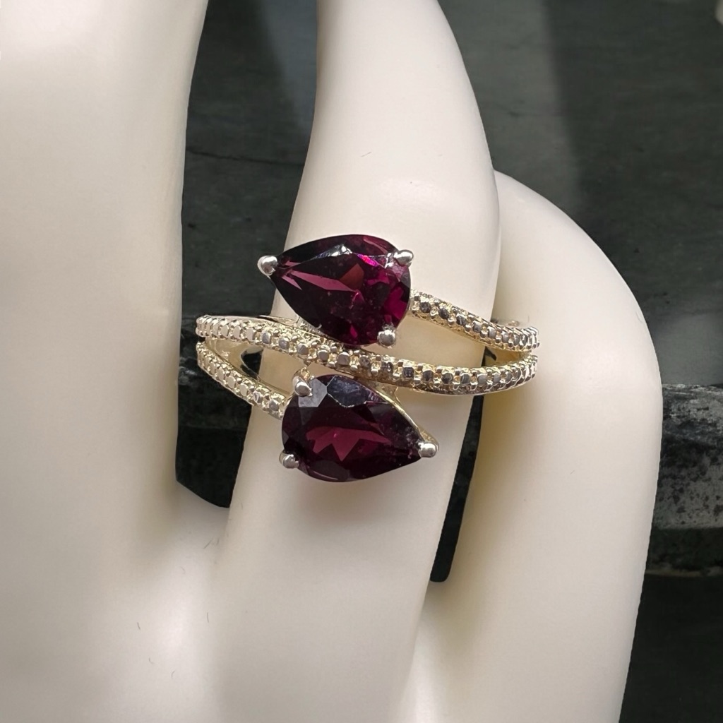 Chuck Clemency 925 Sterling Silver Pear Cut Red Garnet Ring Size 7 Spiral Band 55$